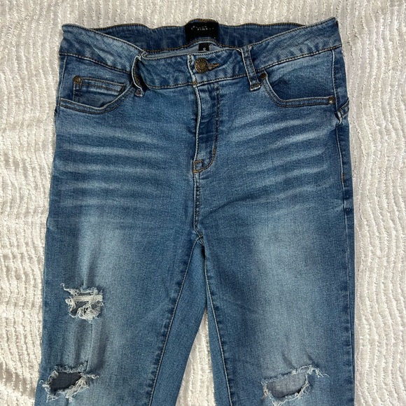 Jeans Bundle Size 9 / 29 Celebrity Pink Skinny Raw Hem Light & Medium Wash - Picture 10 of 15